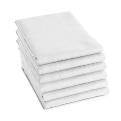 DDDDD KD LOGO WHITE 50 X 55 CM